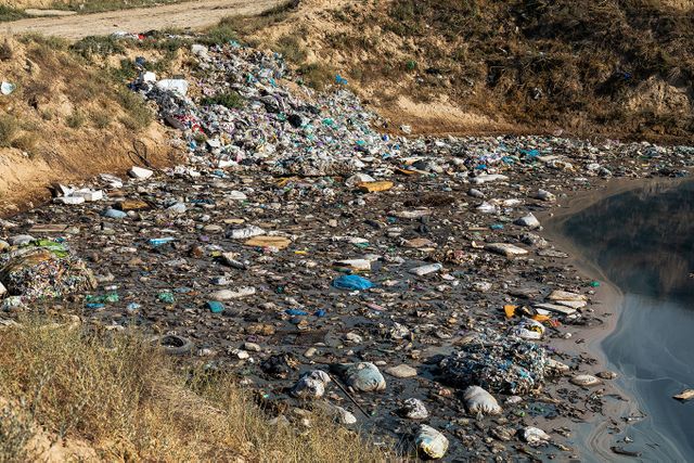 Image of a landfill site. 'Assessing the quality of Landfill Gas projects'.